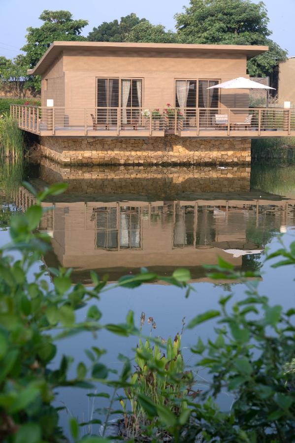 Chor Warodra Life At Repose- Lake Villas Resort & Club מראה חיצוני תמונה